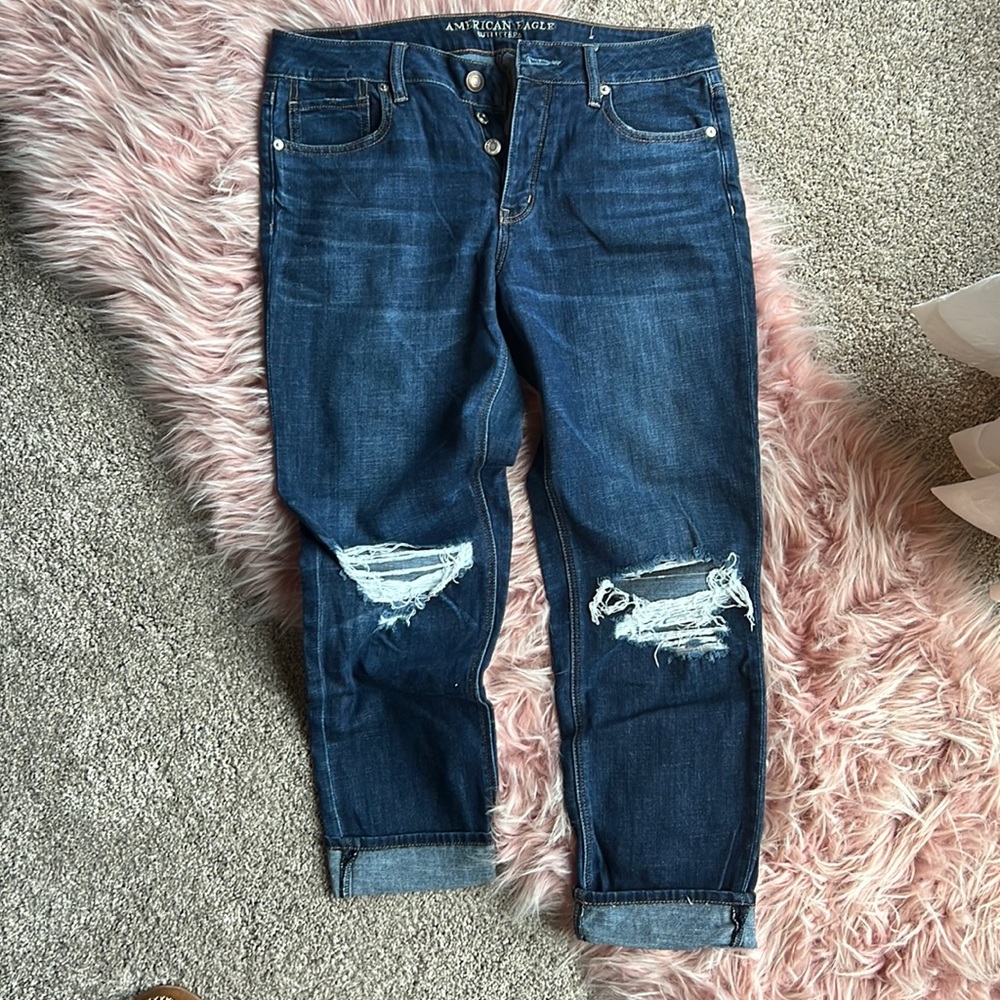 Women’s American eagle tom girl jeans. Size 10